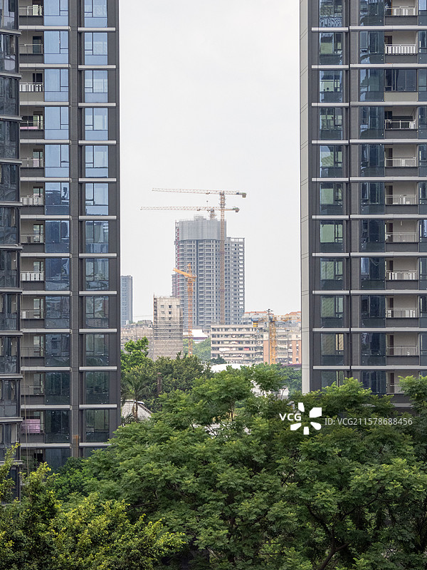 岭南V谷橡胶厂创意园的新旧建筑对比图片素材