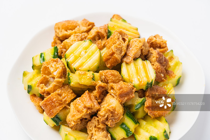 黄瓜拌油条夏天凉菜图片素材