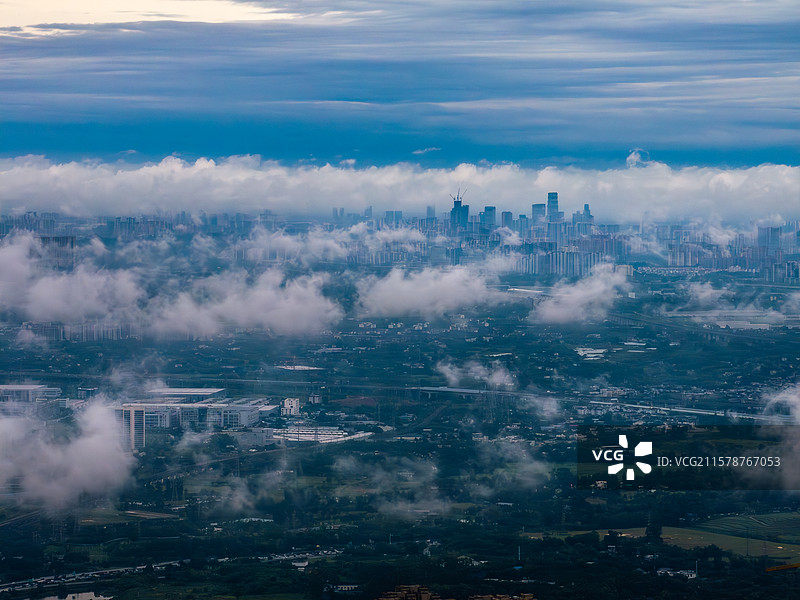 雨后的成都图片素材