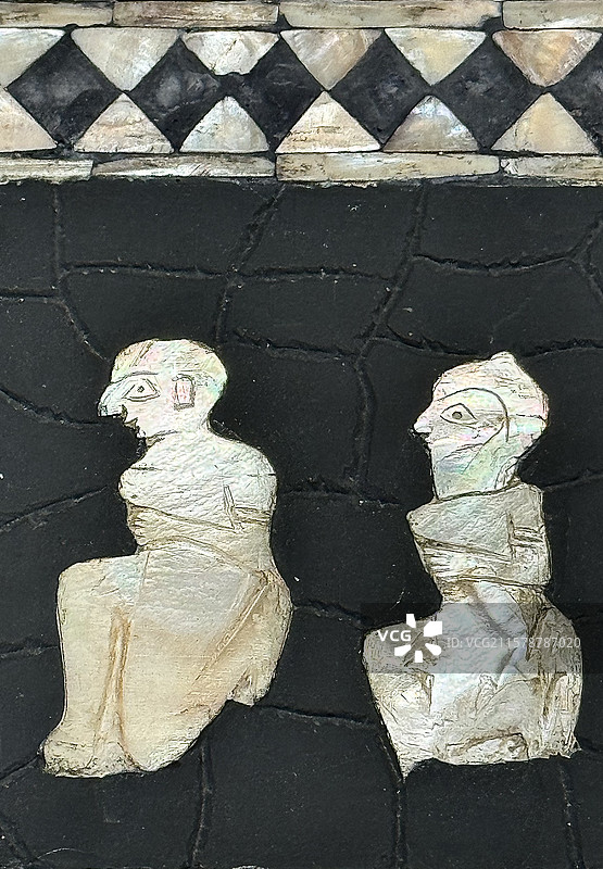 叙利亚古代文物精品展 文明的十字路口 青铜时代 公元前2600-2400年 珍珠母贝镶嵌画 大马士革图片素材