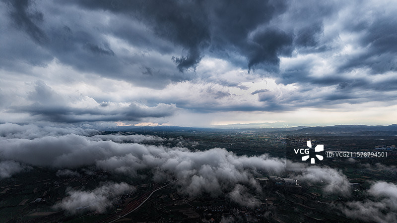 大阳古镇云海图片素材