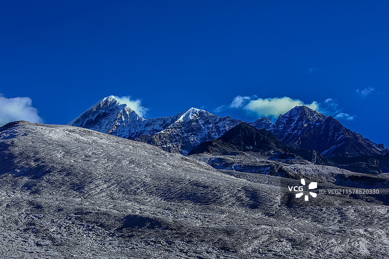 甘孜州雅加埂高山森林雪景图片素材
