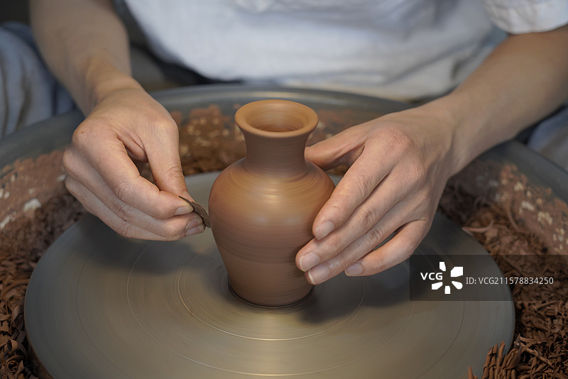 重庆荣昌区安陶小镇上的陶艺制作图片素材