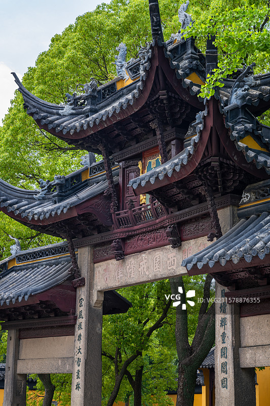 江苏苏州西园戒幢律寺牌坊图片素材