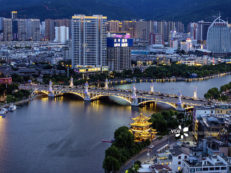 大理夜景图片素材