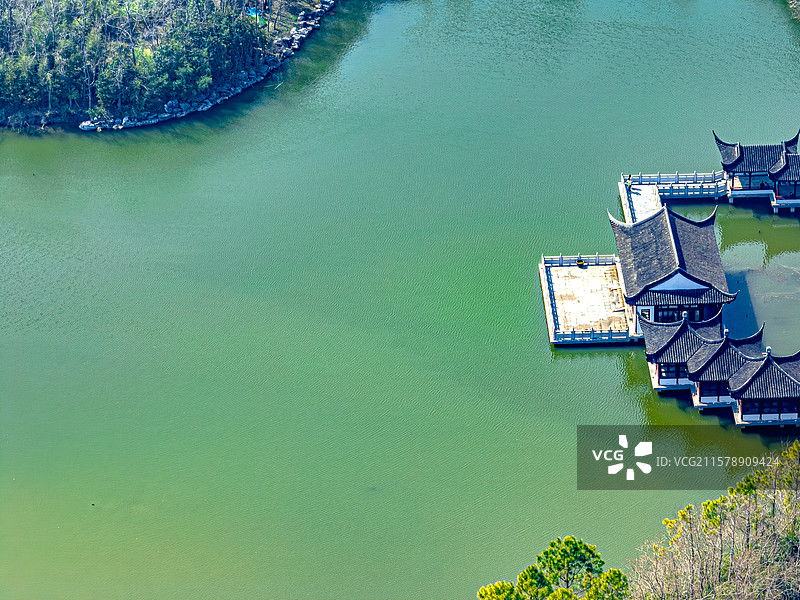 航拍上海海湾森林公园 探香湖 3月初春时节樱花盛开 奉贤区东海海滨图片素材