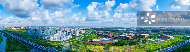 全景航拍上海张江高科技园区图片素材