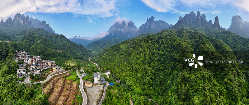 广西来宾：大瑶山深处的美丽乡村图片素材