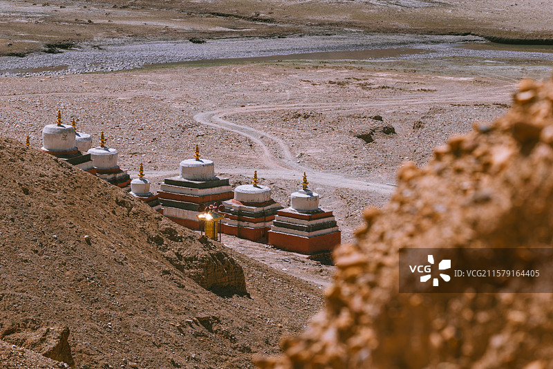 中国西藏阿里地区噶尔县门士乡穹窿银城遗址图片素材