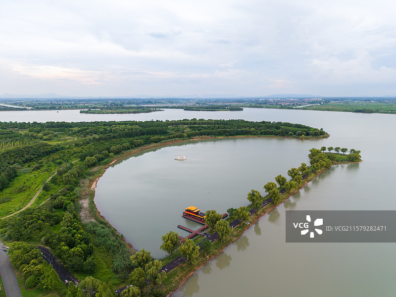 句容赤山湖夏季风光图片素材