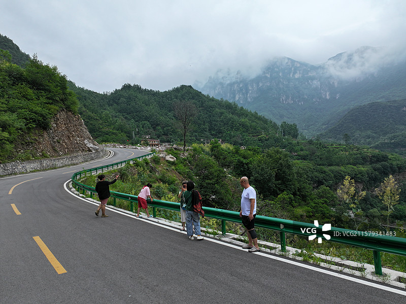 航拍河南林州太行山大峡谷夏季风光图片素材