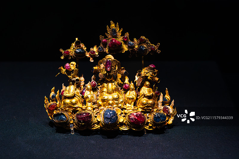 湖北省博物馆明朝时期历史文物金鑲宝石三教祖师分心图片素材