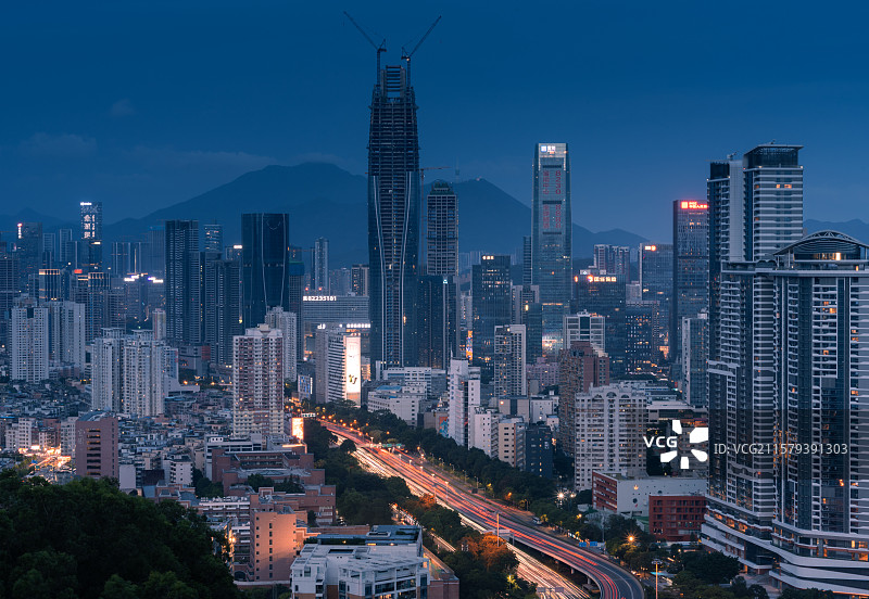 中国广东深圳罗湖泥岗大道都市风光图片素材