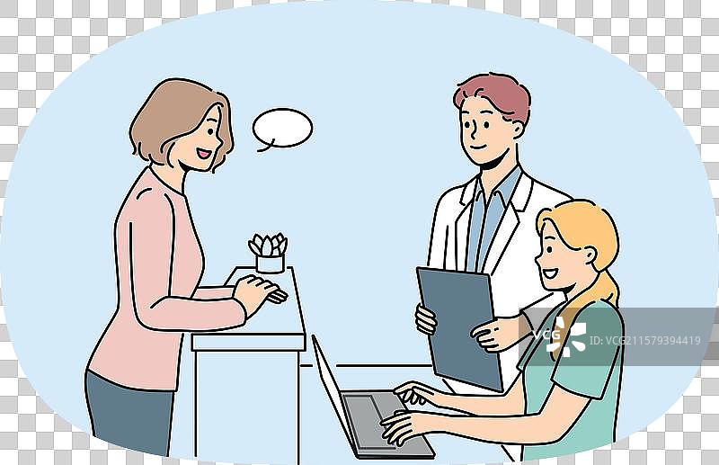 女性患者站在诊所或医院附近图片素材