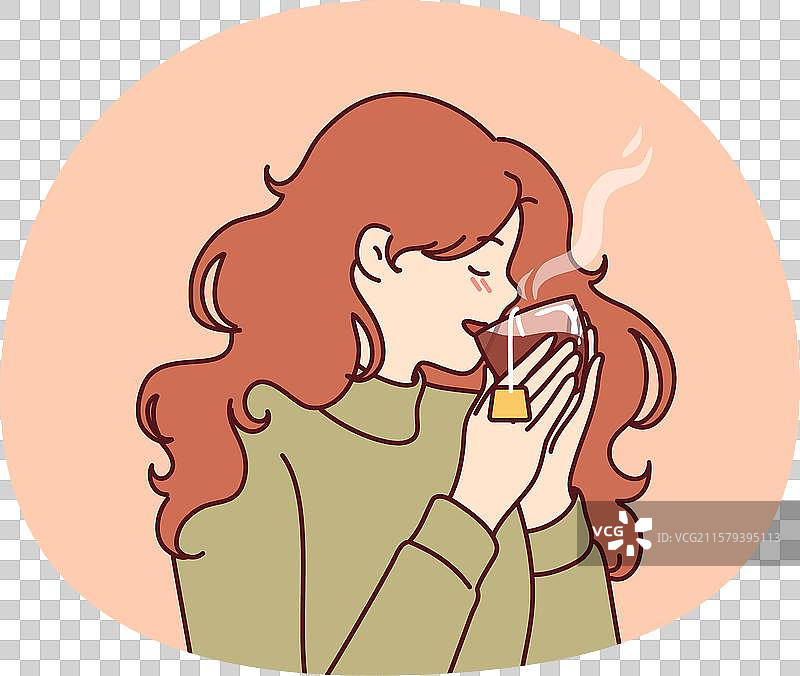 女人从透明玻璃杯中喝热茶图片素材