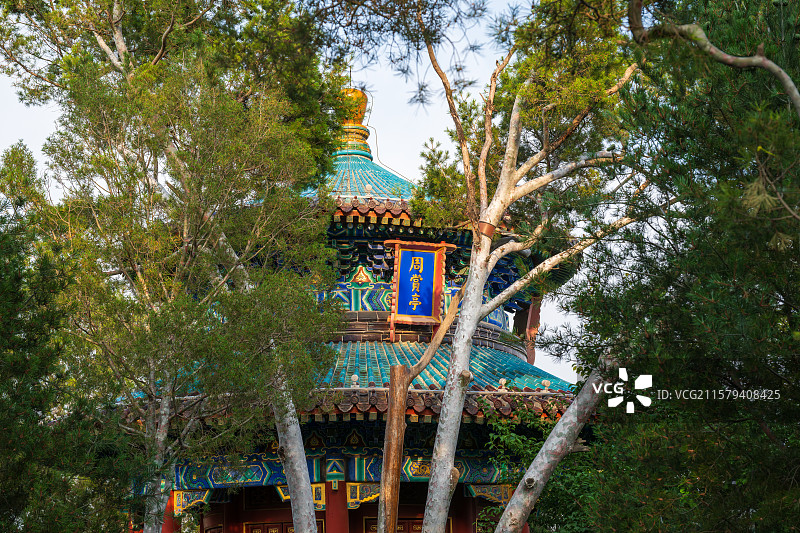 北京中轴线：景山公园周赏亭图片素材