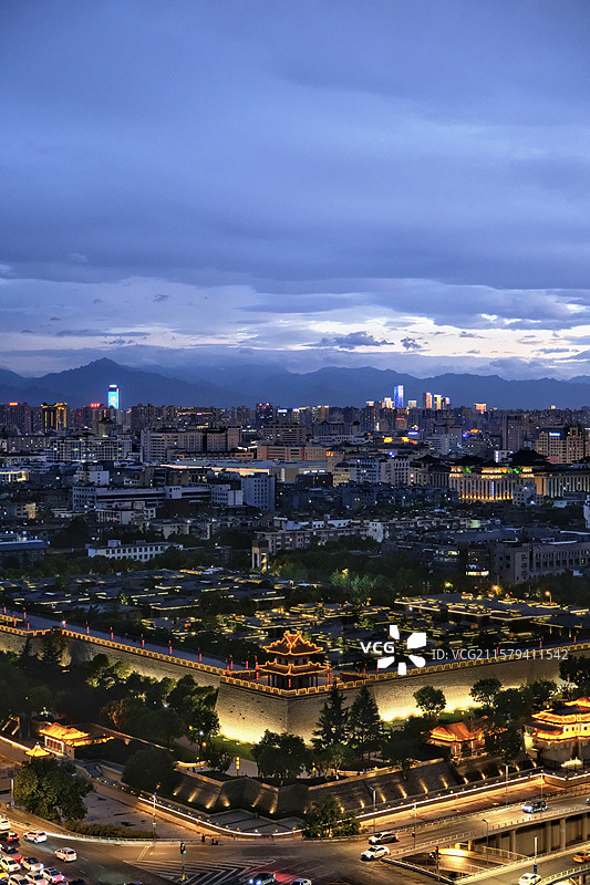 古今同框 西安角楼和CBD图片素材