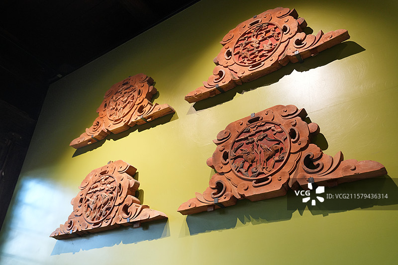 重庆巴渝古建筑雕花驼峰木构件图片素材