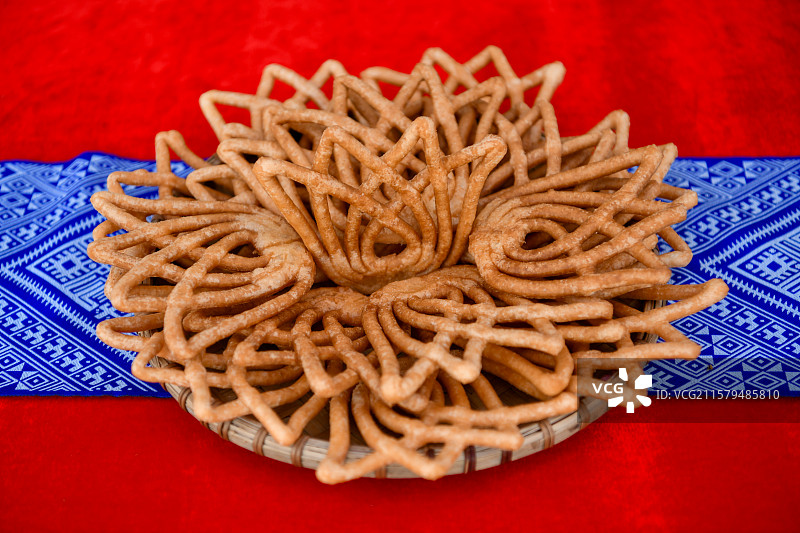 中国传统节日美食（粽子、五色糯米饭、饺子、包子、油团、糍粑、花莲）图片素材