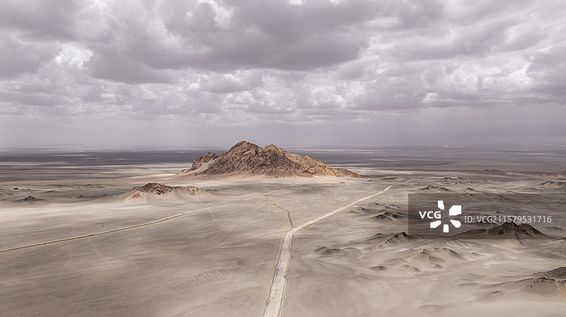 航拍青海胭脂山图片素材