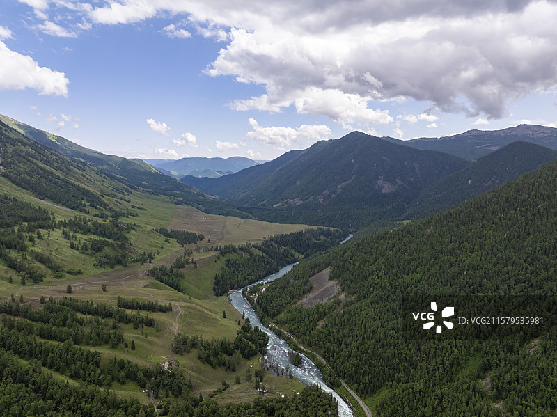 中国新疆阿勒泰喀纳斯壮美风光图片素材
