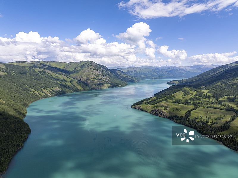 中国新疆阿勒泰喀纳斯壮美风光图片素材