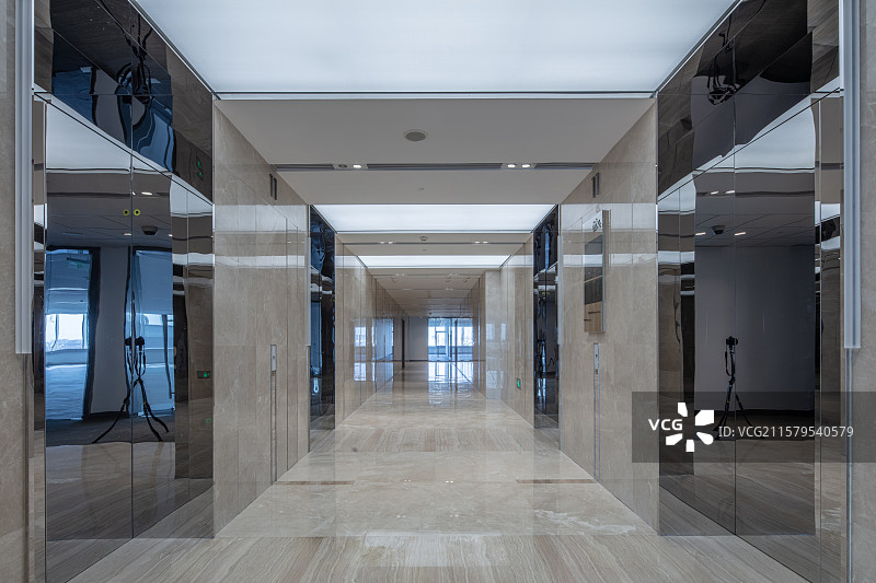 办公楼公共走廊与电梯厅设计图片素材