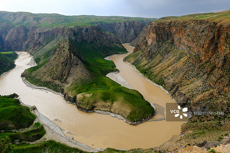 中国新疆伊犁州特克斯县喀拉峻世界自然遗产核心区，特克斯阔克苏大峡谷景观，阔克苏大峡谷鳄鱼湾图片素材