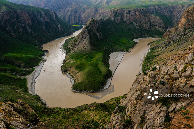 中国新疆伊犁州特克斯县喀拉峻世界自然遗产核心区，特克斯阔克苏大峡谷景观，阔克苏大峡谷鳄鱼湾图片素材