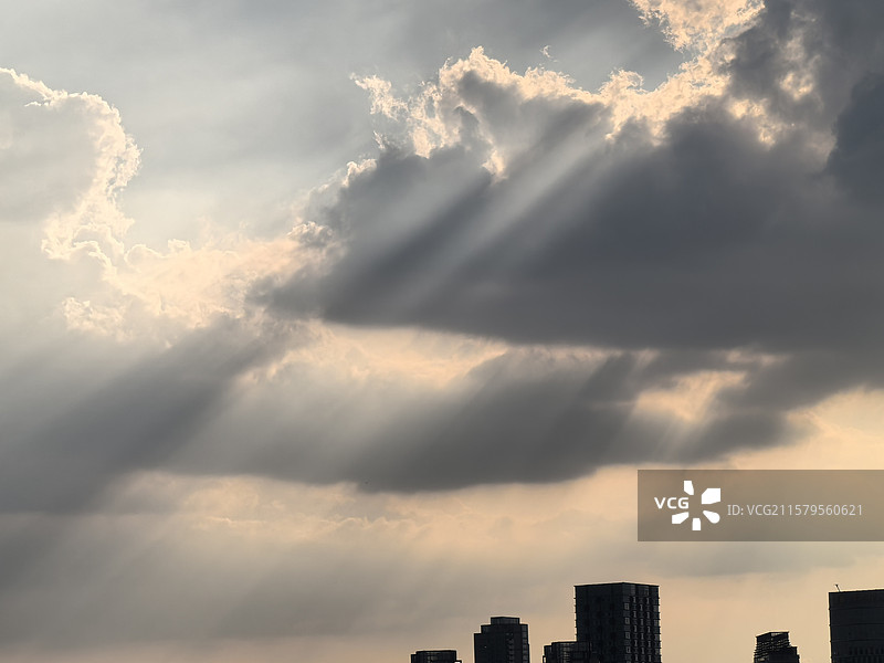 武汉丁达尔云图片素材