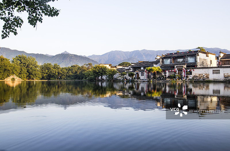 安徽宏村徽派建筑古村落图片素材