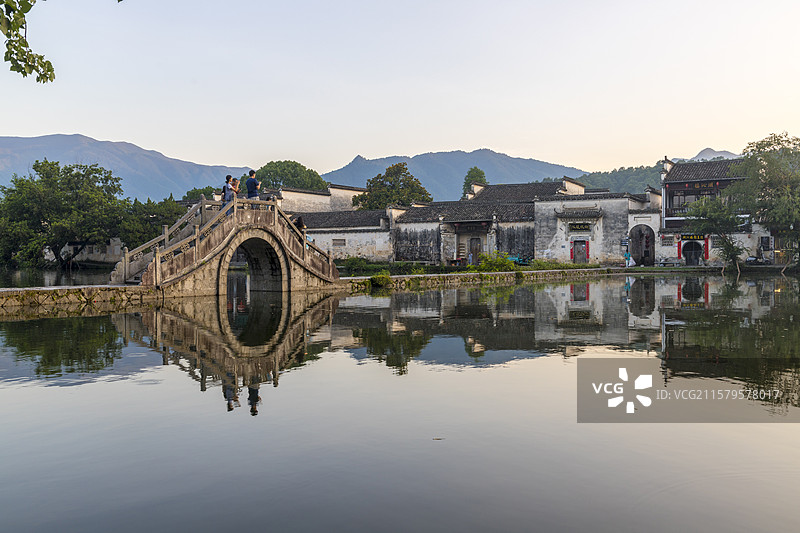 安徽宏村徽派建筑古村落图片素材