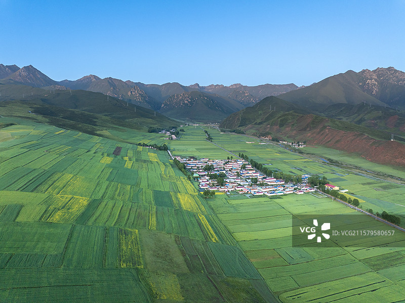 门源仙米国家森林公园 照壁山图片素材