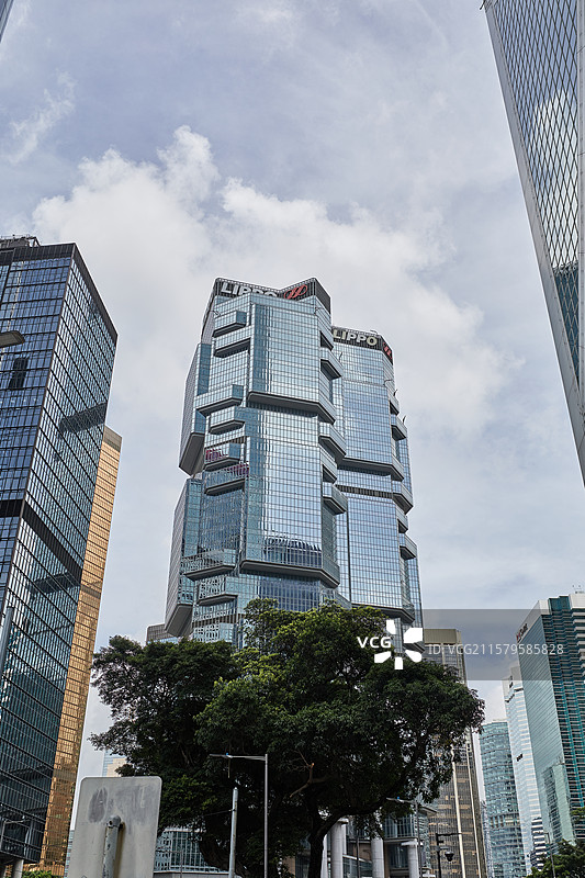 中国香港中环力宝中心现代城市建筑风景玻璃幕墙摩天大楼图片素材