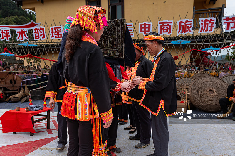 广西梧州蒙山长坪村瑶族三月村活动纪实图片素材