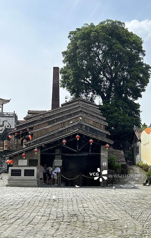 广东佛山南风古灶建筑多侧面正面外观图片素材