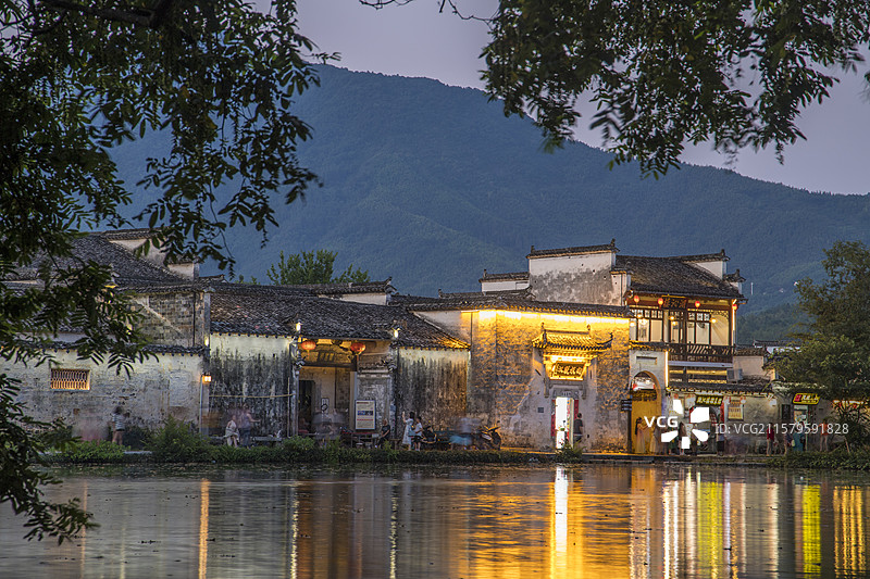 安徽宏村徽派建筑古村落图片素材