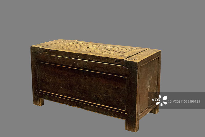 贵州省民族博物馆：烤火箱（当代，征集于道真仡佬族苗族自治县）图片素材