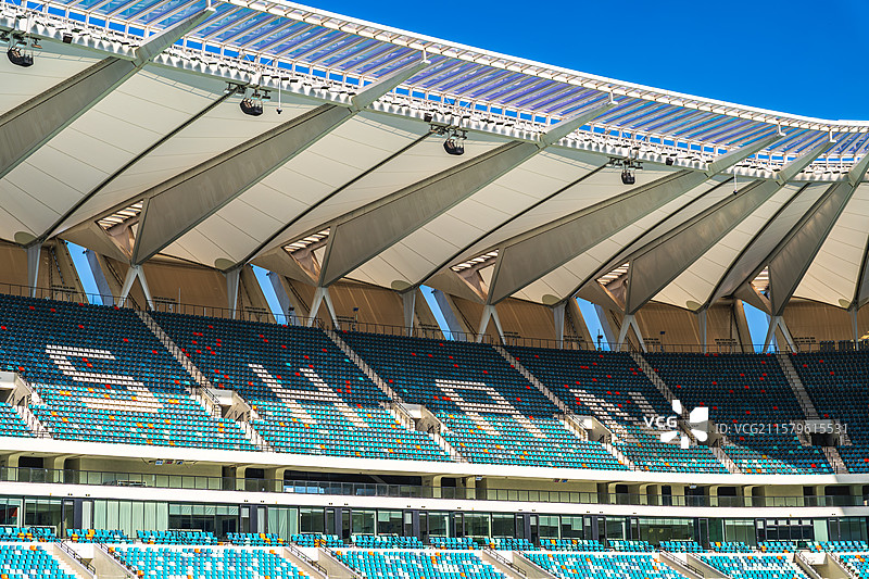 中国苏州，昆山奥体中心内部看台，苏超联赛苏州主场图片素材