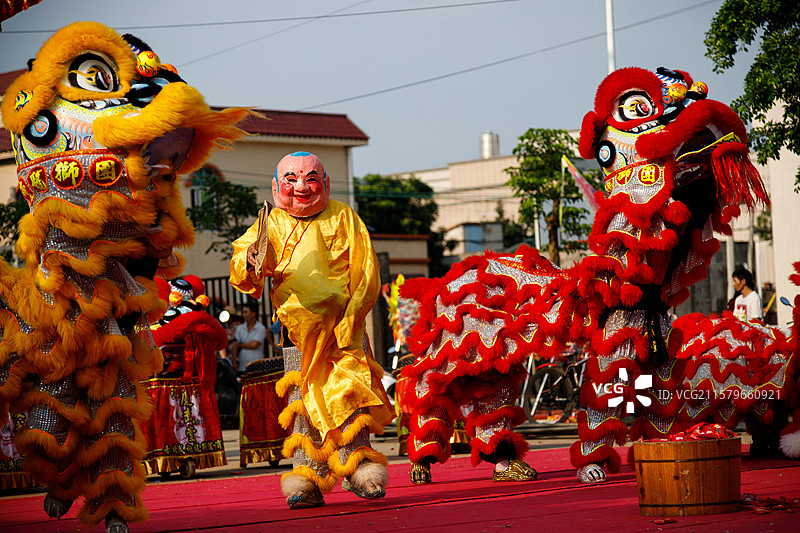 湛江年例之舞狮图片素材
