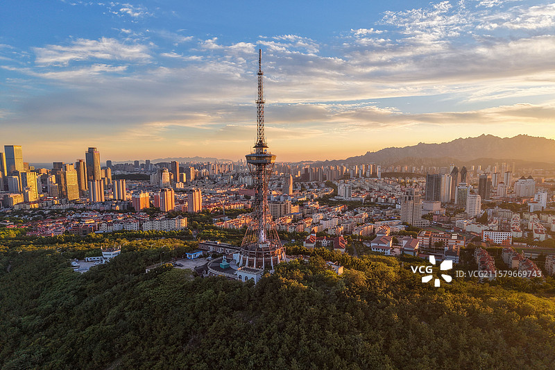 落日余晖下的青岛西海岸风光图片素材