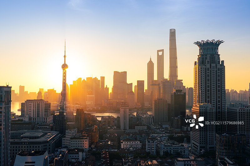 晨光中的上海图片素材