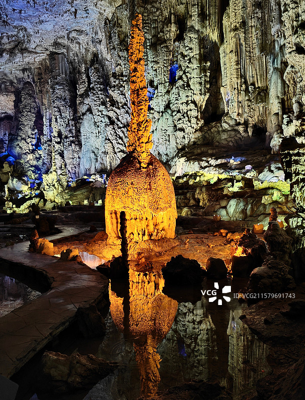 织金洞霸王盔图片素材