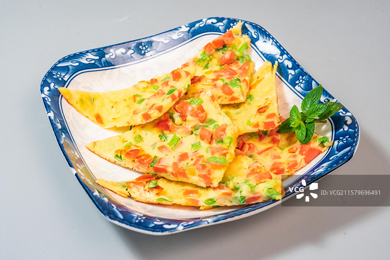 美味火腿葱花鸡蛋饼图片素材