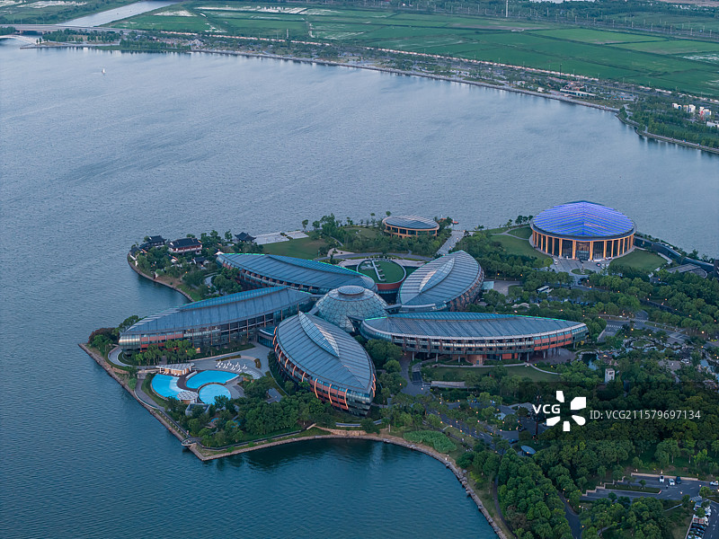 上海浦东滴水湖洲际酒店图片素材