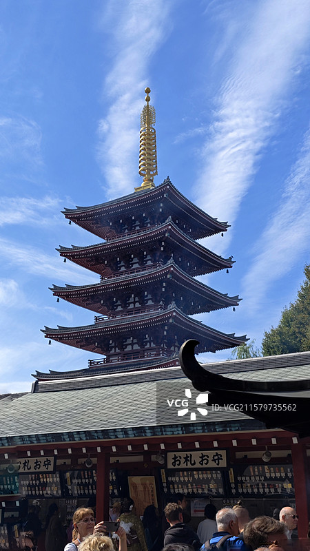 东京浅草寺，都内最古老寺院，始建于 628 年，雷门壮观，仲见世街热闹，五重塔耸立，尽显江户风情与佛图片素材