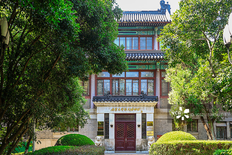 南京大学鼓楼校区百年校区夏季风光图片素材