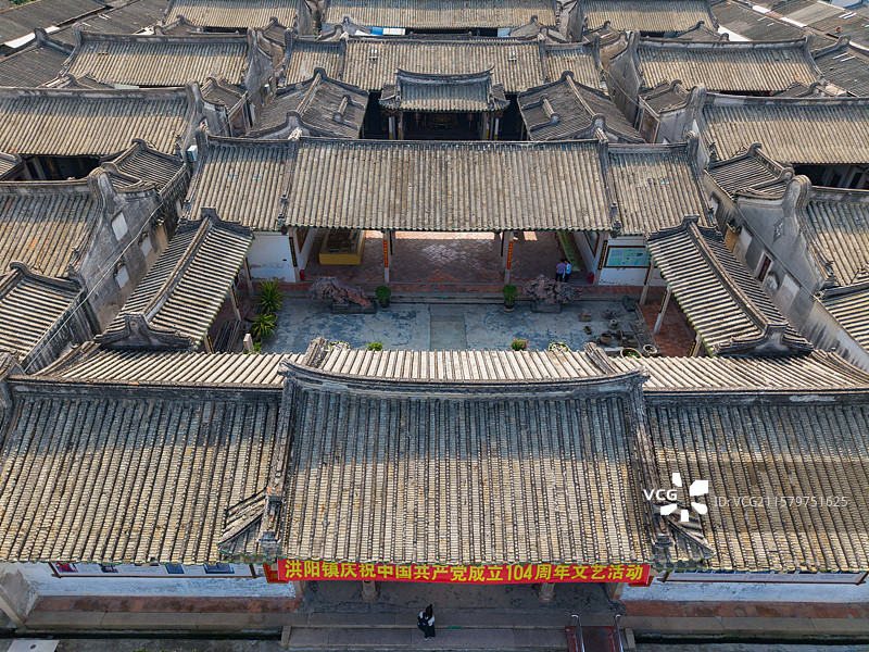 揭阳普宁市，德安里，国内规模最大的府第式古村，活着的古民居图片素材