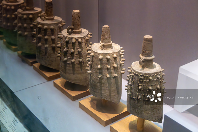 南京博物院馆藏编钟——青铜礼乐的历史回响图片素材