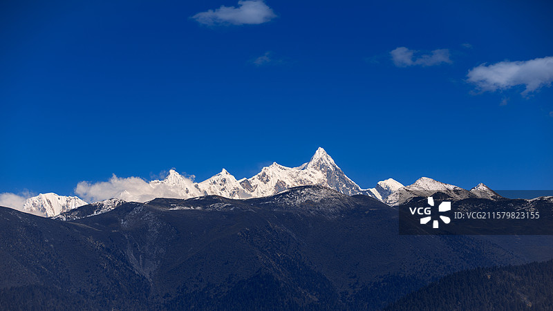 《西藏南迦巴瓦峰》图片素材